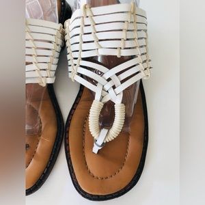 Boston Proper White leather strappy thong 1" heel Size 7 1/2